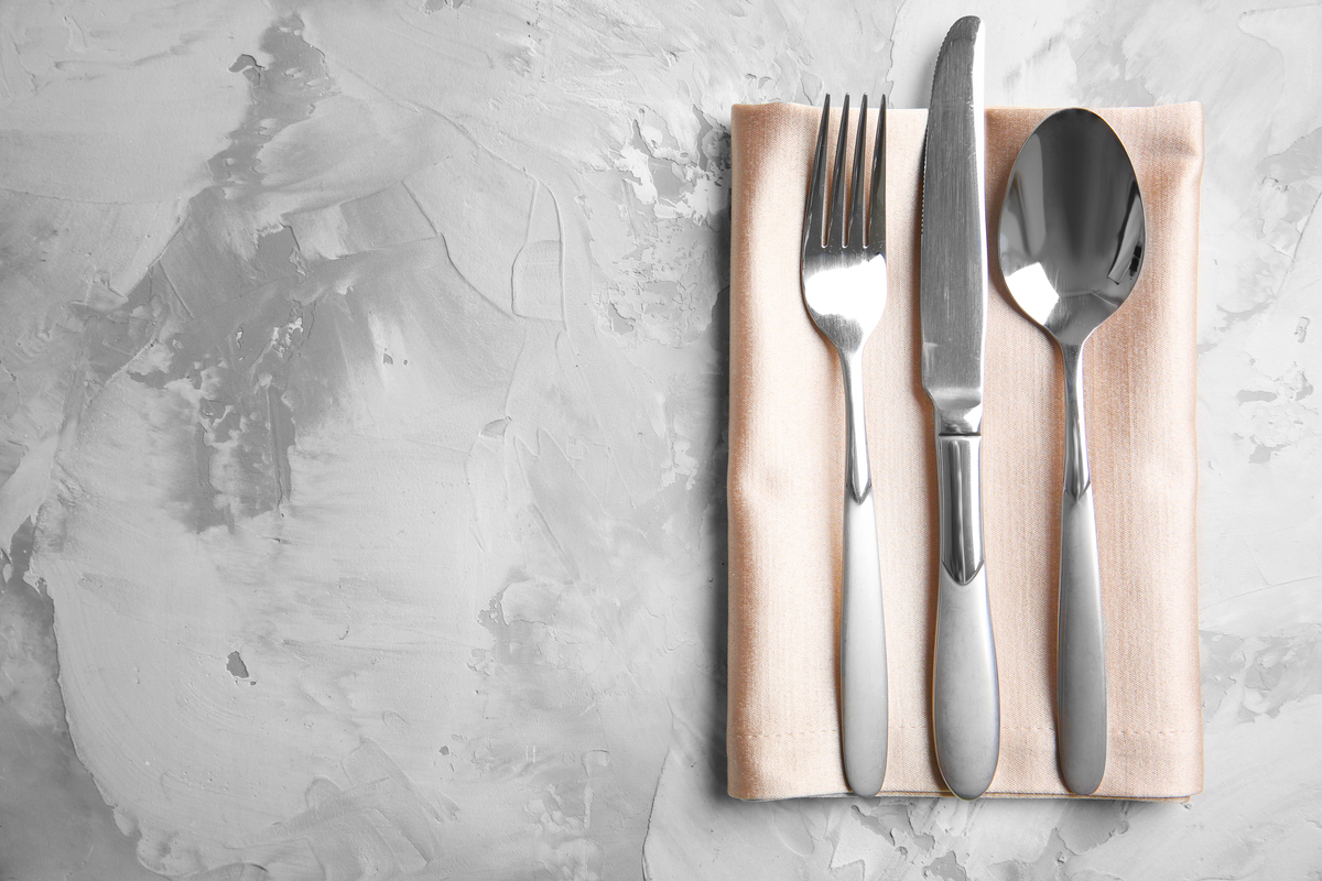 Ekonomiczne vs. premium – które sztućce opłacają się w gastronomii?